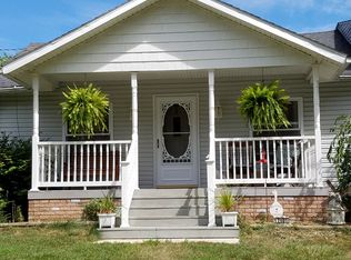 2901 Ries St, Barberton, OH 44203