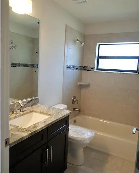 815 SW 11th Ct — Photo 8