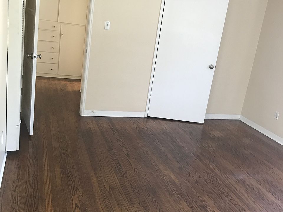 2nd image of 125 Cherry Ave APT 6