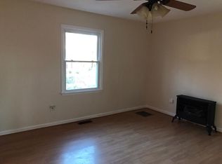2701 Robin Hood Dr, Greensboro, NC 27408