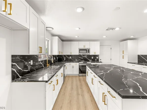 1133 Francis Ave, Las Vegas, NV 89104