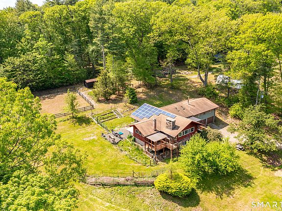 2nd image of 250 Center Hill Road