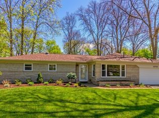10305 Ruckle St, Carmel, IN 46280
