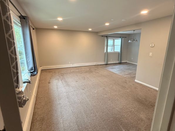 31 Barbara St #2