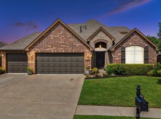 9508 N 96th East Pl, Owasso, OK 74055