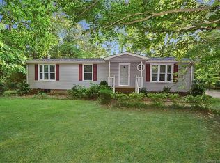 5288 Creekwood Ln, Gloucester, VA 23061