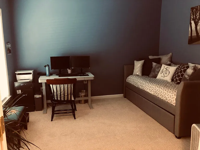 Bedroom #4/ office space