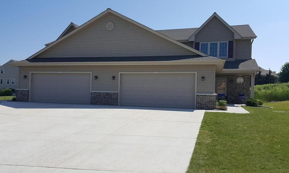 1st image of 2635 Parkfield Dr