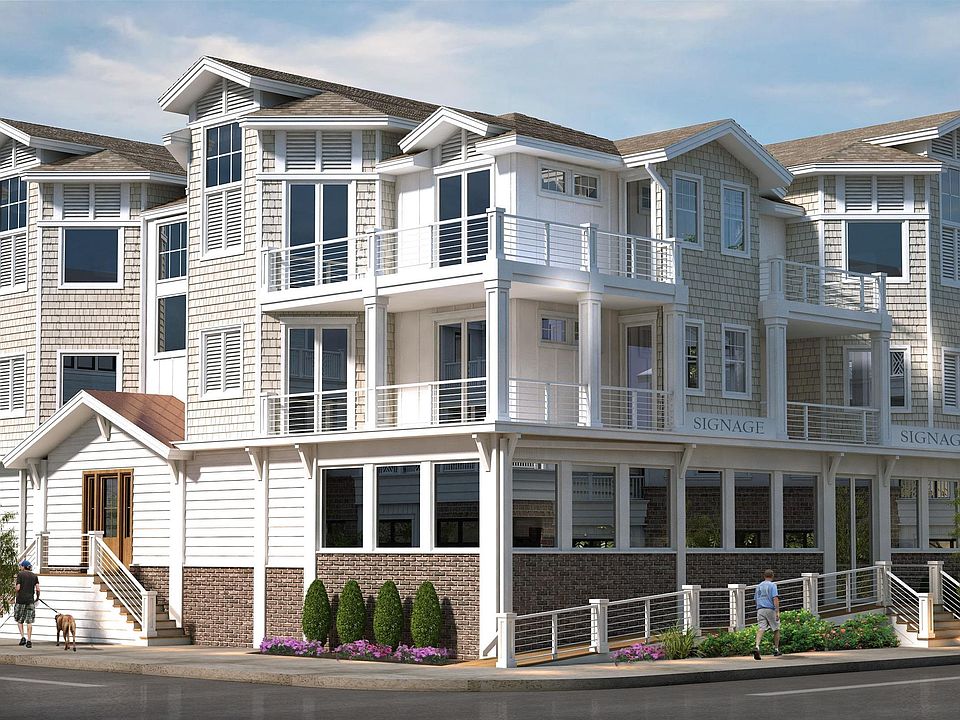 1st image of 105 8th St #F