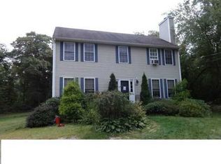 1674 Mooresfield Rd, South Kingstown, RI 02879
