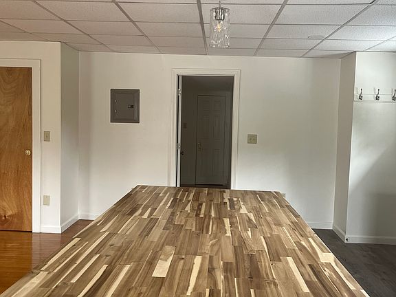4th image of 14 Myrica Ave APT 2