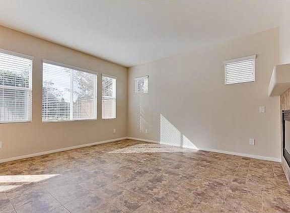 3rd image of 4204 Paseo De Paz