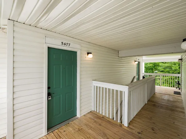 5477 Wellington Woods Blvd, Columbus, OH 43213
