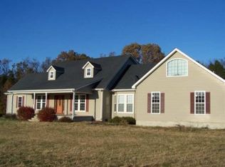 1024 W F Hall Rd, Auburn, KY 42206