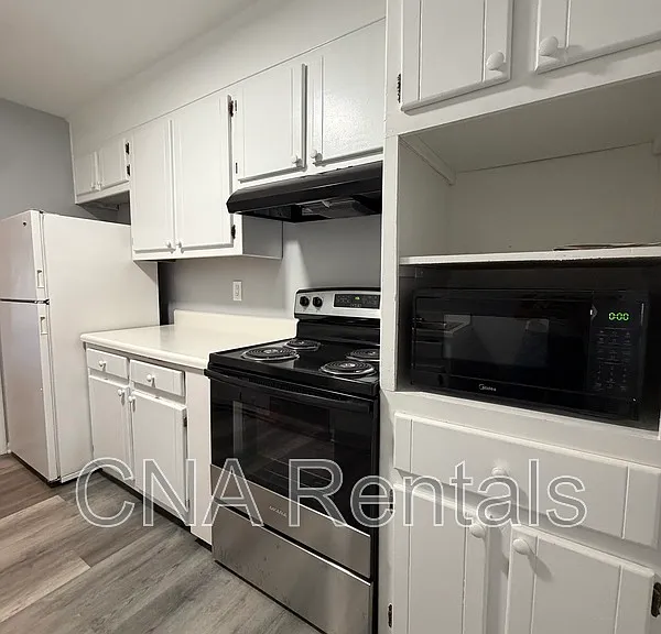 270 Kimberly Way — Photo 5