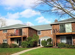 65 Fountain Ln APT 6, Weymouth, MA 02190