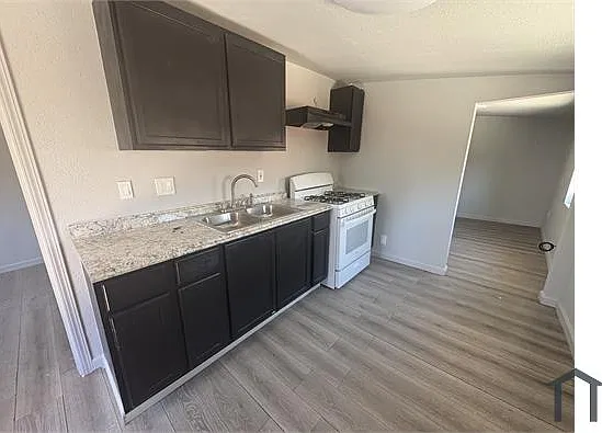 1272 N Airport Way — Photo 7