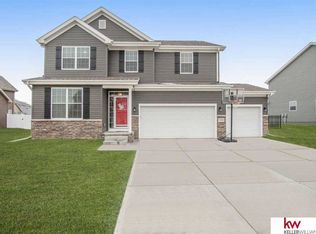 11266 S 114th Ave, Papillion, NE 68046