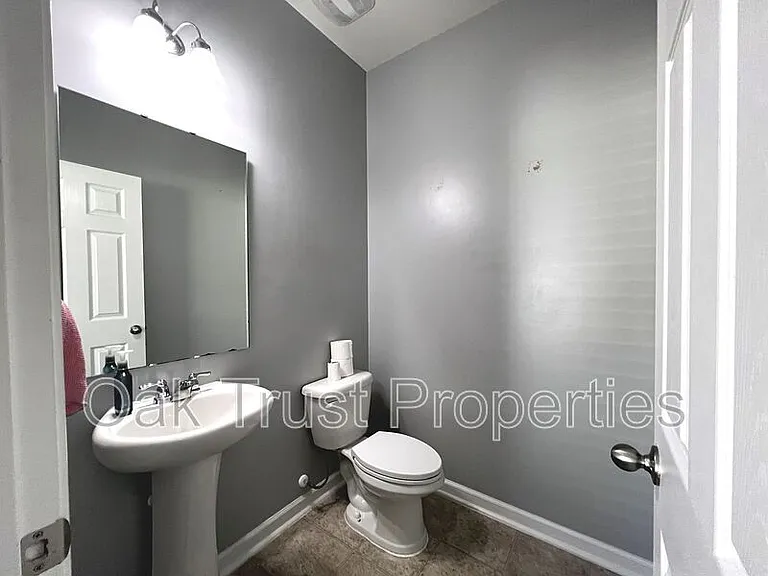 1514 Migration Point — Photo 21