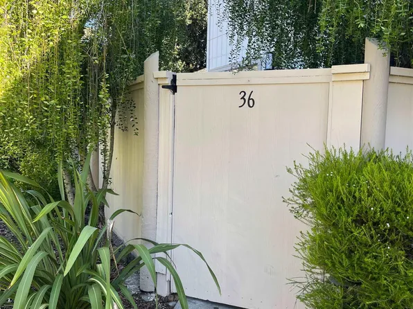 36 Dockside Cir, San Rafael, CA 94903