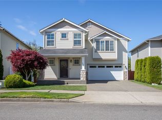 1561 Sinclair Dr, Dupont, WA 98327