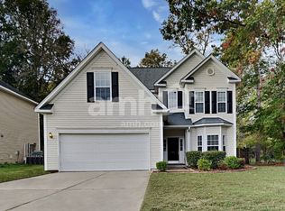 100 Sarmiento Ln, Summerville, SC 29483