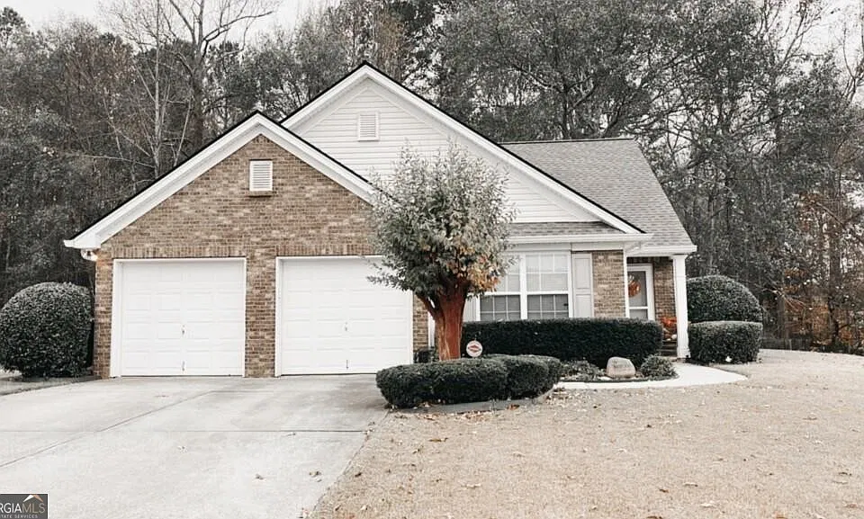 1091 Pine Acre Dr