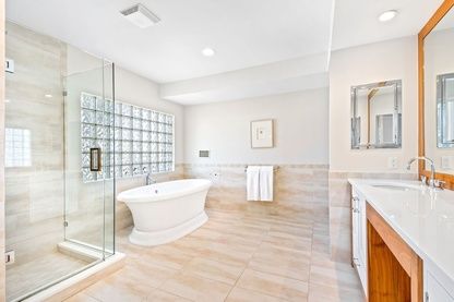  Master Bath
