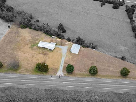 2nd image of 4925 N Us Highway 69