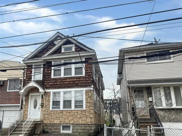 517 College Point Boulevard, College Point, NY 11356