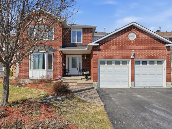 759 Montcrest Dr, Ottawa, ON K4A 2N1