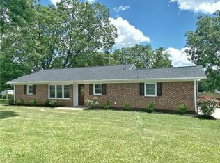203 Due West Cir, Easley, SC 29640