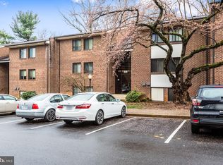 1412 Northgate Sq #12/1B, Reston, VA 20190