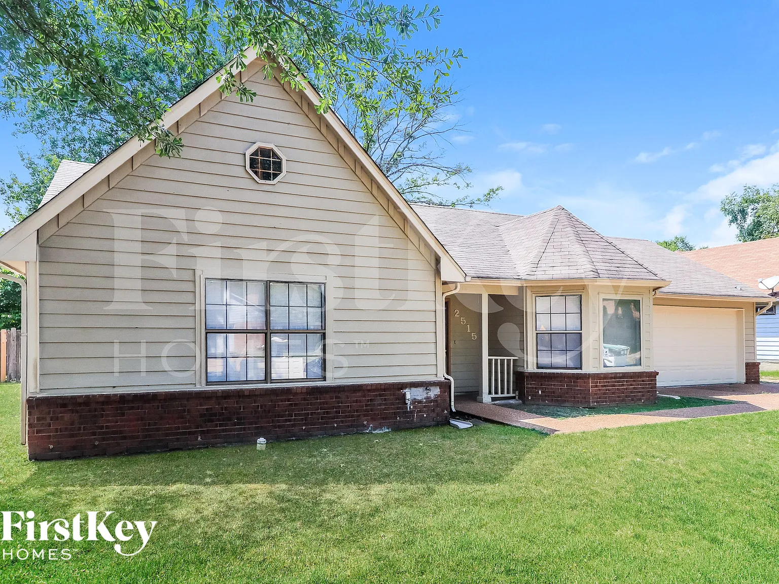 3 bed, 2.0 bath, 1449 sqft, $1,770 — Photo 2