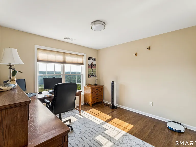 181 Martha Way — Photo 33