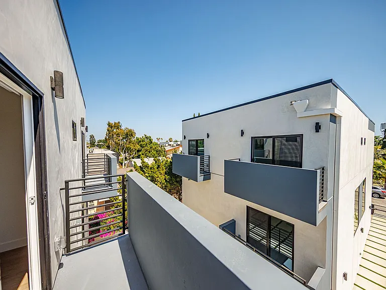 11311 Collins St — Photo 94