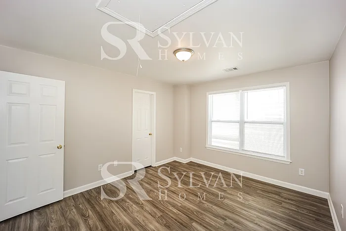 7840 The Lakes Dr — Photo 8