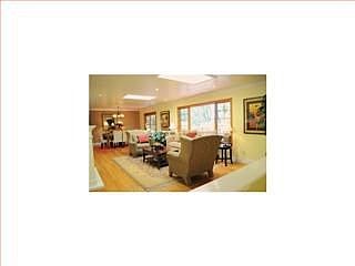 2nd image of 4015 Kingridge Dr