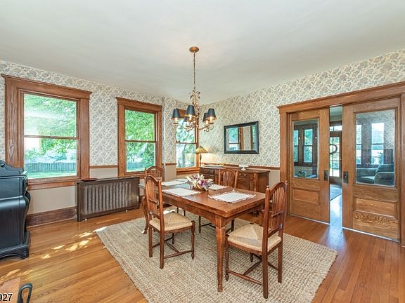 5th image of 580 Wyckoff Ave
