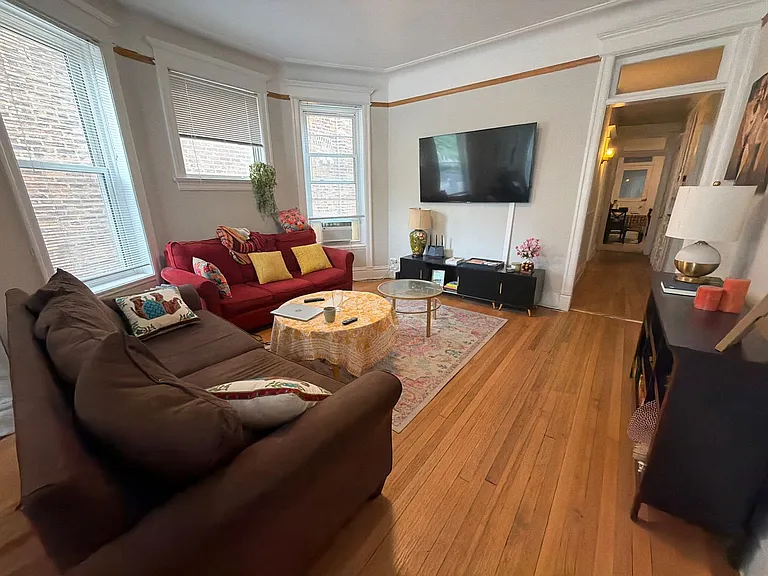721-23 W. Roscoe — Photo 15