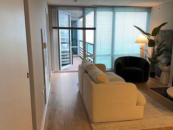 5th image of 9715 Woods Dr Unit 1704