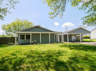 1 Bittersweet Rd, Levittown, PA 19057