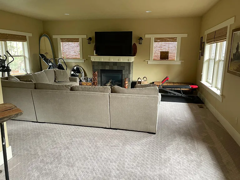 837 Yosemite Dr — Photo 24