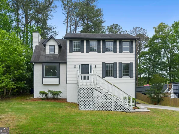 6584 River Glen Dr, Riverdale, GA 30296