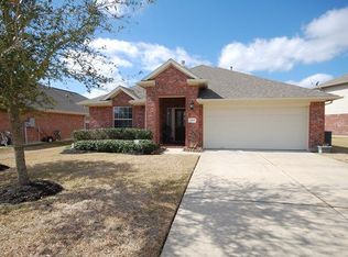 6604 Blue Hollow Ln, Dickinson, TX 77539
