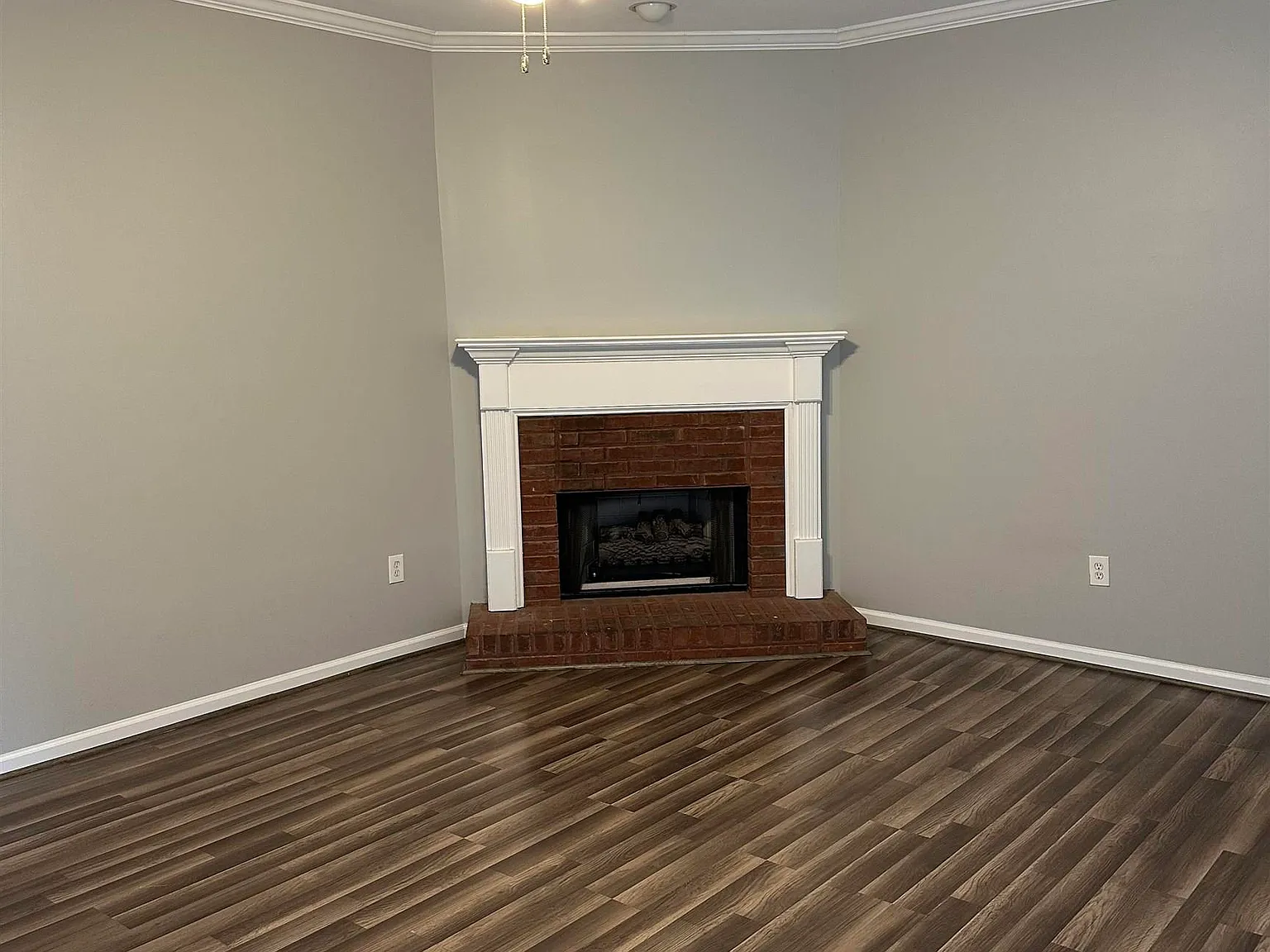 3 bed, 2.5 bath, 1512 sqft, $1,800 — Photo 3