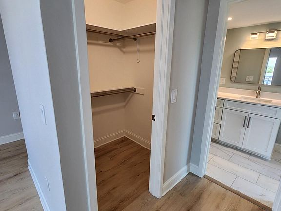3rd image of 4908 38th Way S APT 400