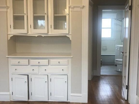 Custom built-ins in dining room.