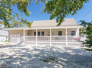 369 W 7th St, Ship Bottom, NJ 08008