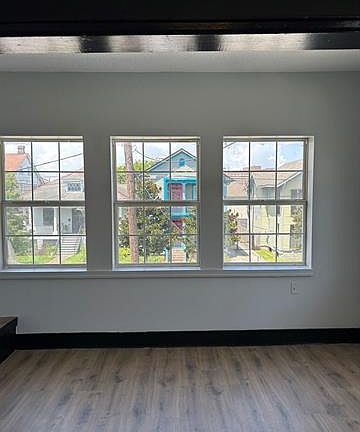 4th image of 2629 Marengo St #2B